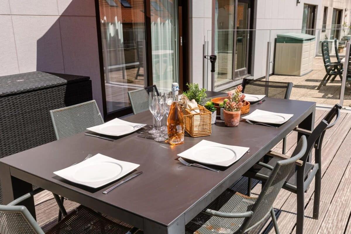 Huswell - Sunny Apartment In Knokke-Heist With Big Terrace Exteriör bild