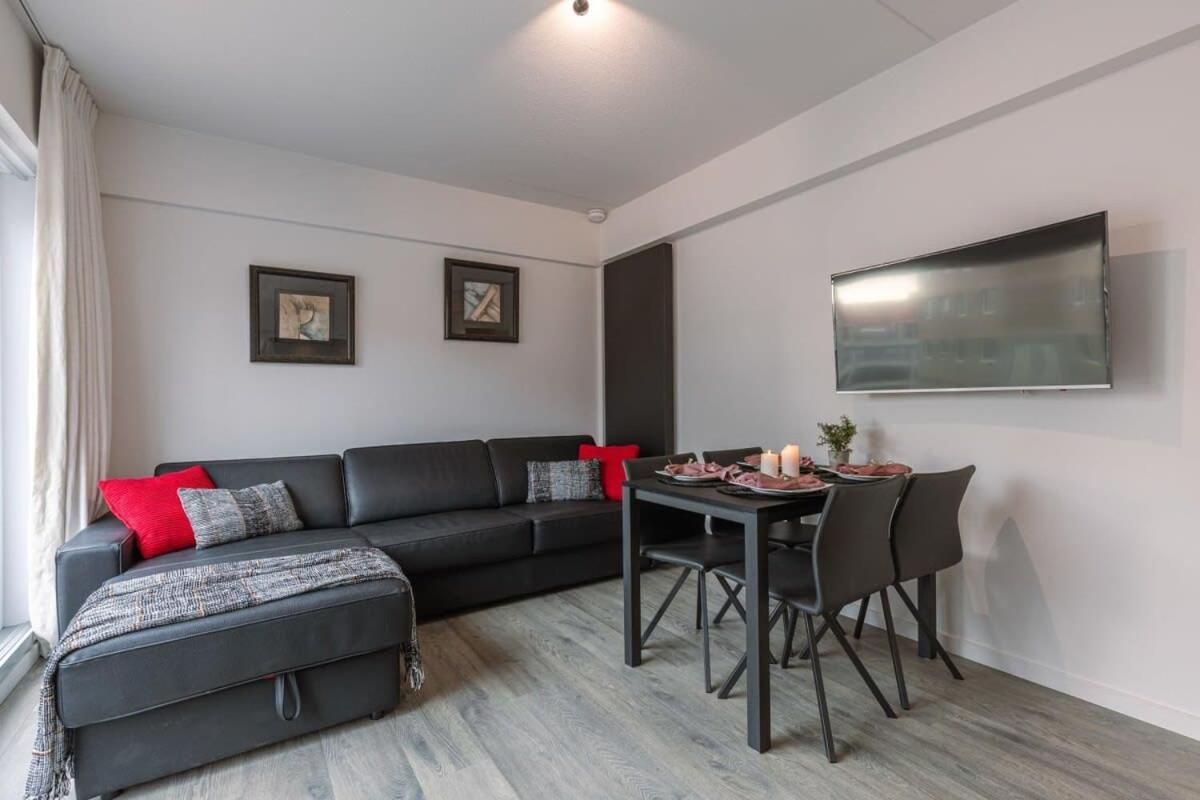 Huswell - Sunny Apartment In Knokke-Heist With Big Terrace Exteriör bild
